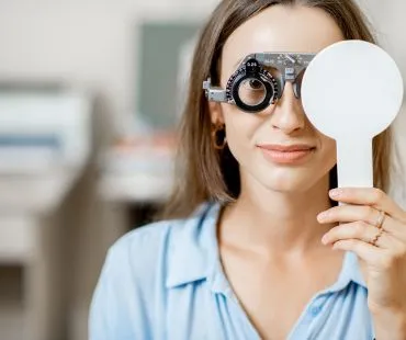 Evaluación de salud visual en Imax Ópticos, Elda